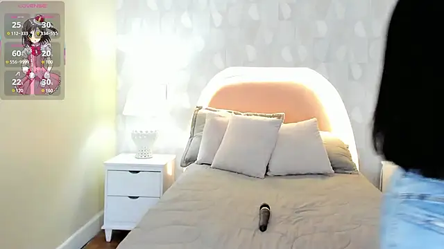 Snapshot of isabella_milf_ chatting on 01.17.26 isabella milf online show from 01.17.26