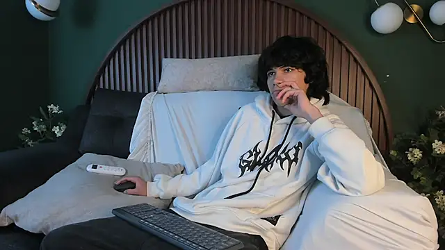 Snapshot of Diamond_twink chatting on 07.24.26 Diamond twink online show from 07.24.26