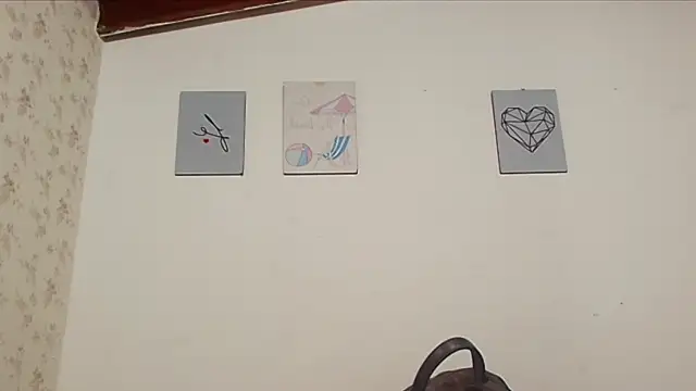 Snapshot of celeste_moonx chatting on 09.19.25 celeste moonx online show from 09.19.25