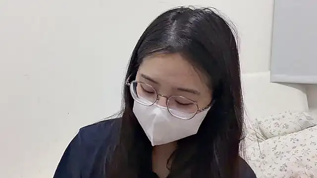 LHeart online show from 02.24.26