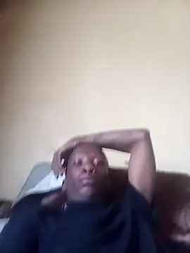 Snapshot of Sexxoophone chatting on 04.16.26 Sexxoophone online show from 04.16.26