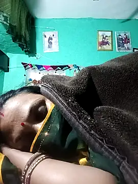 Snapshot of SHWETA1180 chatting on 11.16.25 SHWETA1180 online show from 11.16.25