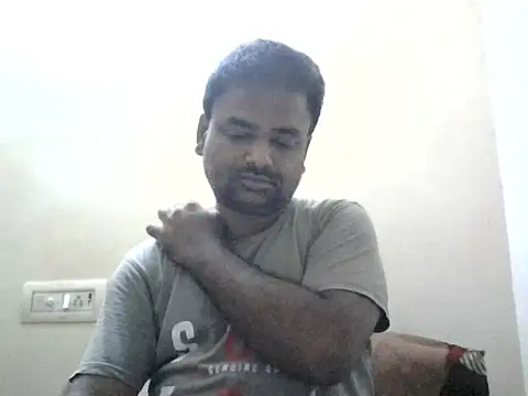 sree4143 online show from 10.12.25