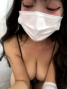 cute-yay online show from 11.28.25