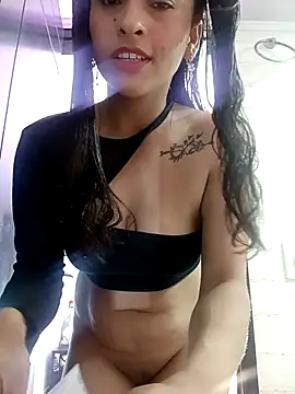 Fox Roxxan online show from 11.10.25