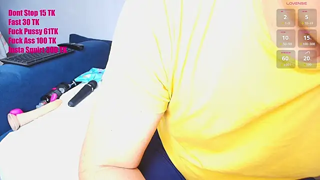 couplelove543 online show from 10.14.25