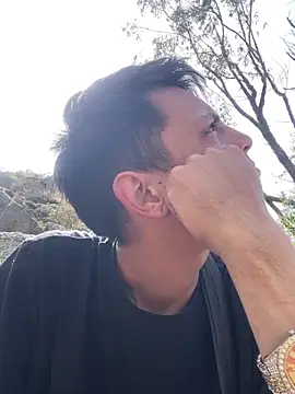 Snapshot of andrewcoopper1 chatting on 02.04.26 andrewcoopper1 online show from 02.04.26