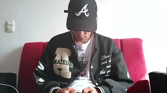 Snapshot of andrewcoopper1 chatting on 02.12.26 andrewcoopper1 online show from 02.12.26