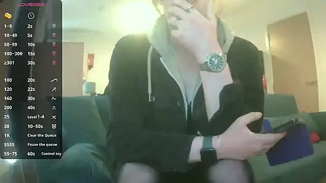 avamaxwell online show from 04.16.26