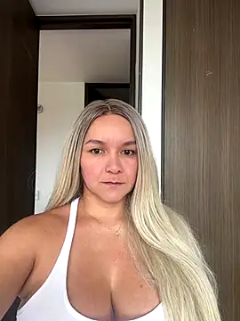 Nova Gabriela online show from 12.04.25