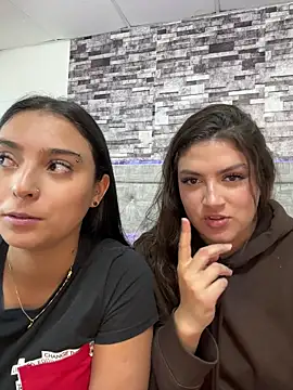 nicolexxaleja online show from 12.20.25