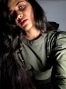 Snapshot of cute_radhikaa chatting on 09.15.25 cute radhikaa online show from 09.15.25
