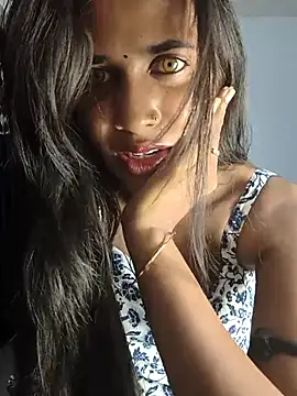 Snapshot of cute_radhikaa chatting on 09.22.25 cute radhikaa online show from 09.22.25