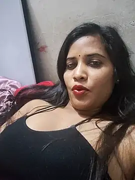 cute radhikaa online show from 04.05.26