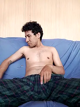 LecheDeSoya666 online show from 11.30.25