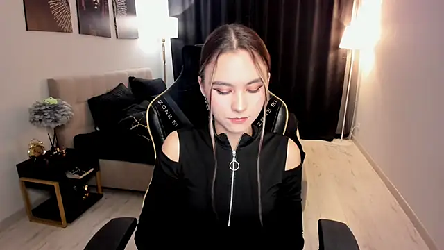 EllaCurtis online show from 02.16.26