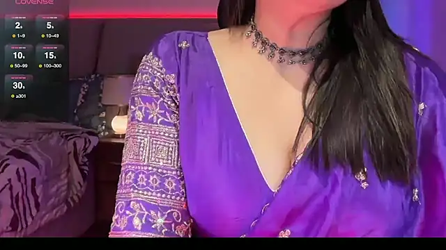 Snapshot of SunhariGirl chatting on 09.23.25 SunhariGirl online show from 09.23.25