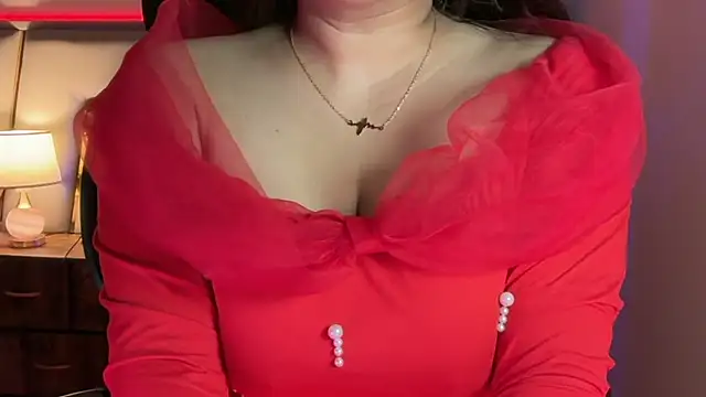 Snapshot of SunhariGirl chatting on 02.13.26 SunhariGirl online show from 02.13.26