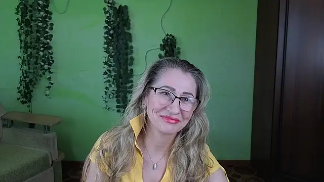 Habibi Honeyy online show from 05.18.26