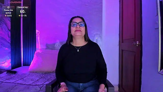 Agatha Pleasure online show from 03.05.26