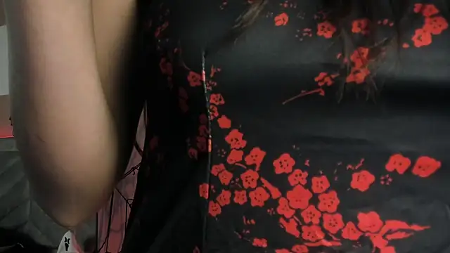 Bella Williiams online show from 10.18.25