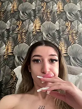 OdetteMason online show from 04.14.26