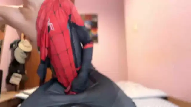 Snapshot of DylanNewell chatting on 10.19.25 DylanNewell online show from 10.19.25