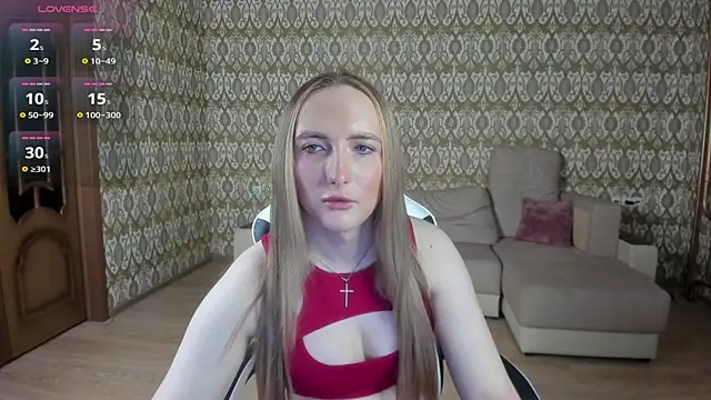 Snapshot of Vi_Luxy chatting on 05.01.26 Vi Luxy online show from 05.01.26