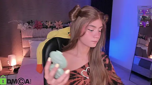 Arinextdoor online show from 11.29.25