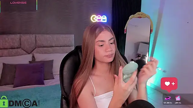 Arinextdoor online show from 01.12.26