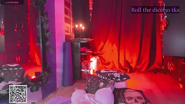 Snapshot of Katyuska_Sg1 chatting on 12.03.25 Katyuska Sg1 online show from 12.03.25