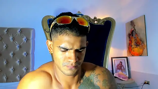 antonio  444 online show from 04.29.26