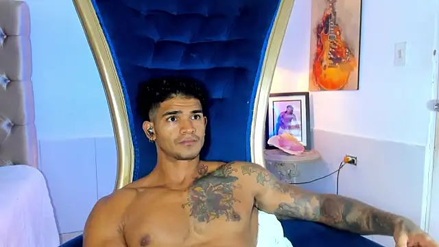 antonio  444 online show from 04.30.26