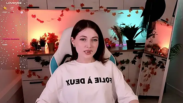 Snapshot of Kimmie_shine chatting on 11.06.25 Kimmie shine online show from 11.06.25