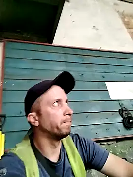 Snapshot of hornny_boy35 chatting on 06.18.26 hornny boy35 online show from 06.18.26