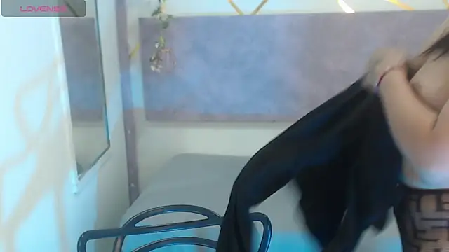 IvyShine7 online show from 11.22.25