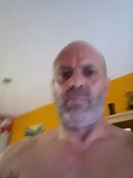 Snapshot of Pablitoarg chatting on 12.02.25 Pablitoarg online show from 12.02.25