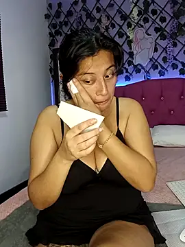 Sophie-Hot- online show from 03.13.26