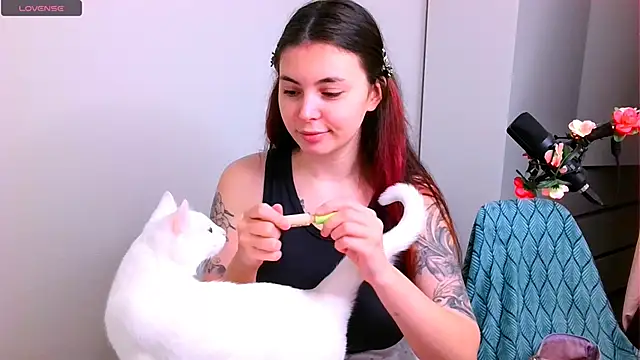 peachyness online show from 12.04.25