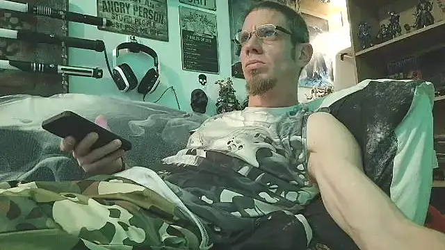 TomXXII online show from 10.28.25