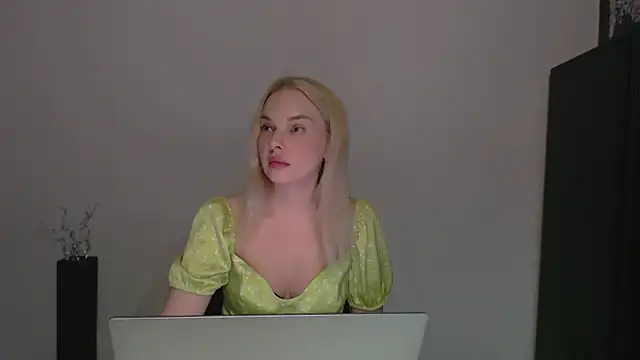 Lia noo regrets online show from 04.17.26