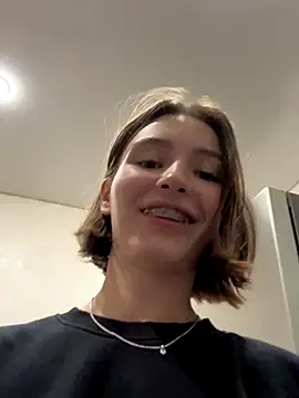 ZariaFlame online show from 09.26.25