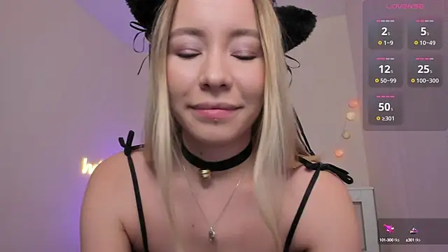 Snapshot of DanaCandy chatting on 03.12.25 DanaCandy online show from 03.12.25