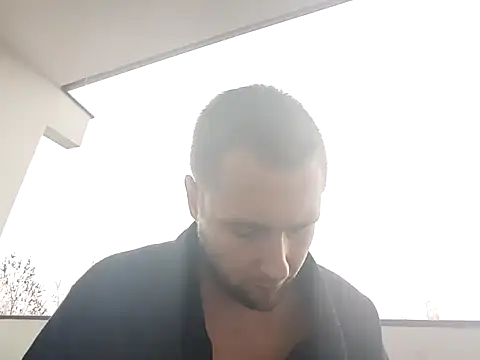 Snapshot of Vladyslav30 chatting on 11.08.25 Vladyslav30 online show from 11.08.25