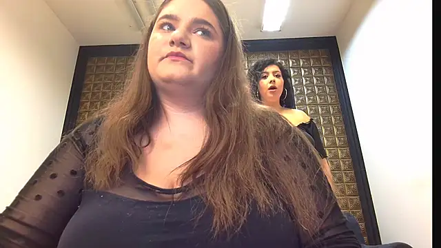 LissaBigTitts online show from 10.25.25