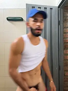 Snapshot of Jacksonfranco chatting on 10.27.25 Jacksonfranco online show from 10.27.25