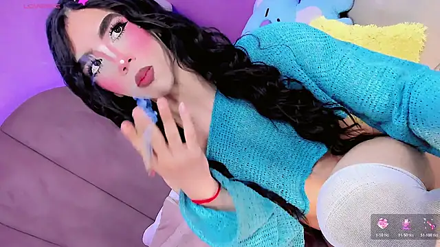 ShantyMillan online show from 04.07.26