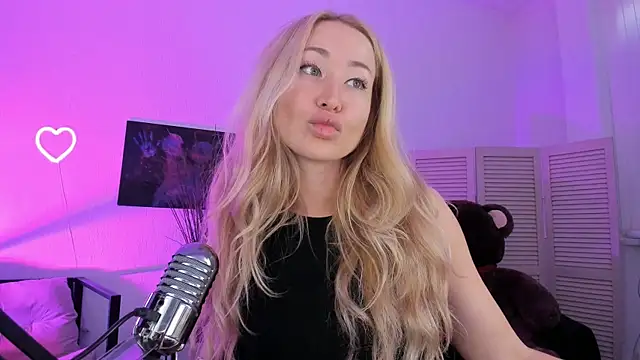 AstraMonroe online show from 04.08.26