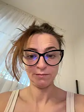 ClaireCrazy online show from 11.12.25