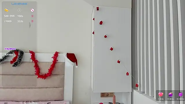 Snapshot of kaori_mi chatting on 12.17.25 kaori mi online show from 12.17.25